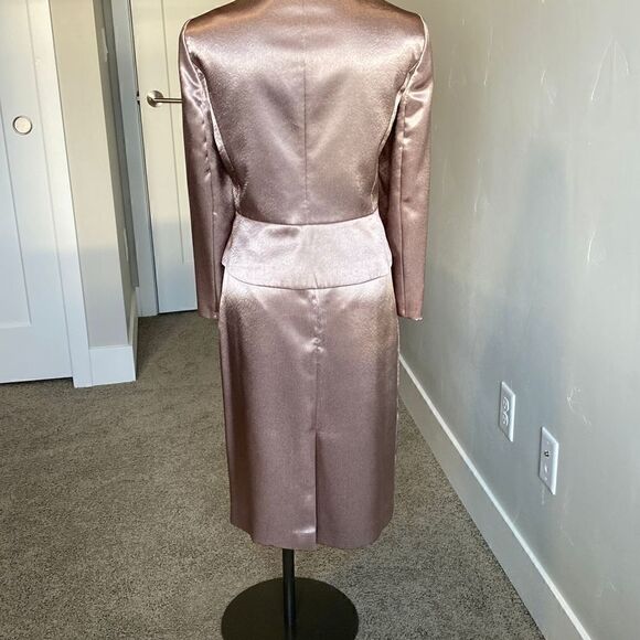 Emily Woman’s 2-Piece Suit - Picture 5 of 10